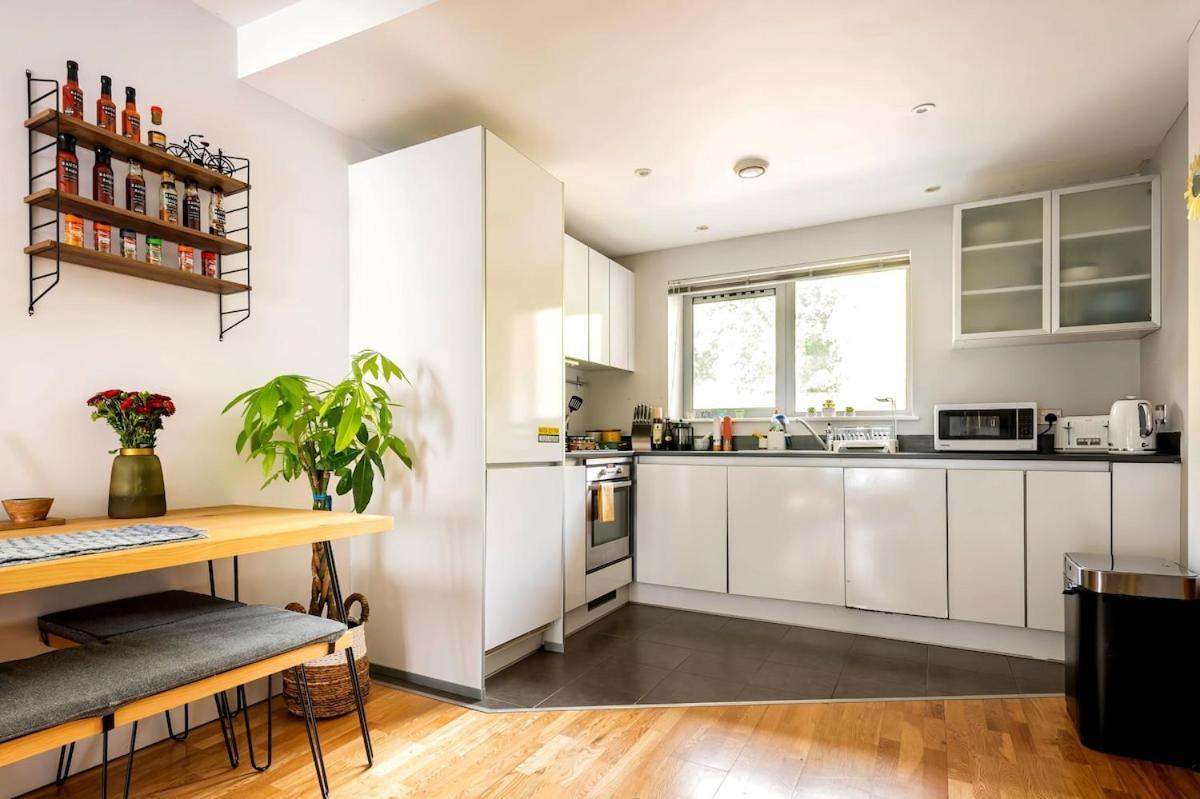 Apartment Lovely Harbourside With Free Parking *